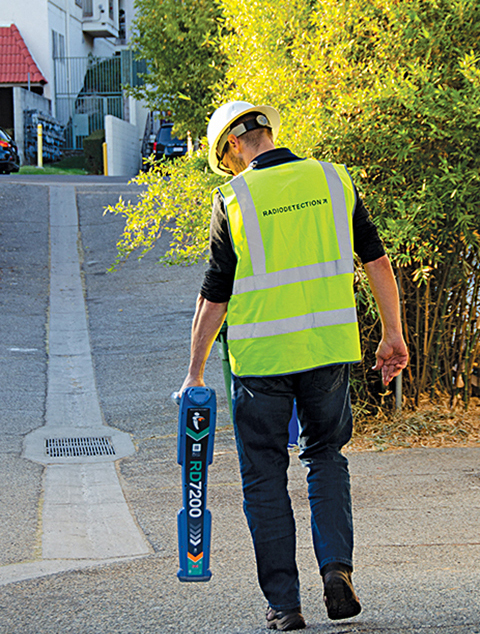 Radiodetection RD8200G | Precision Locator with GPS & Usage Logging | Advanced Utility Mapping
