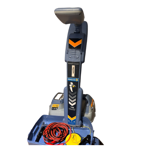 Radiodetection RD8200G & TX10 Kit | GPS Enabled Precision Locator | High-Power Utility Tracing